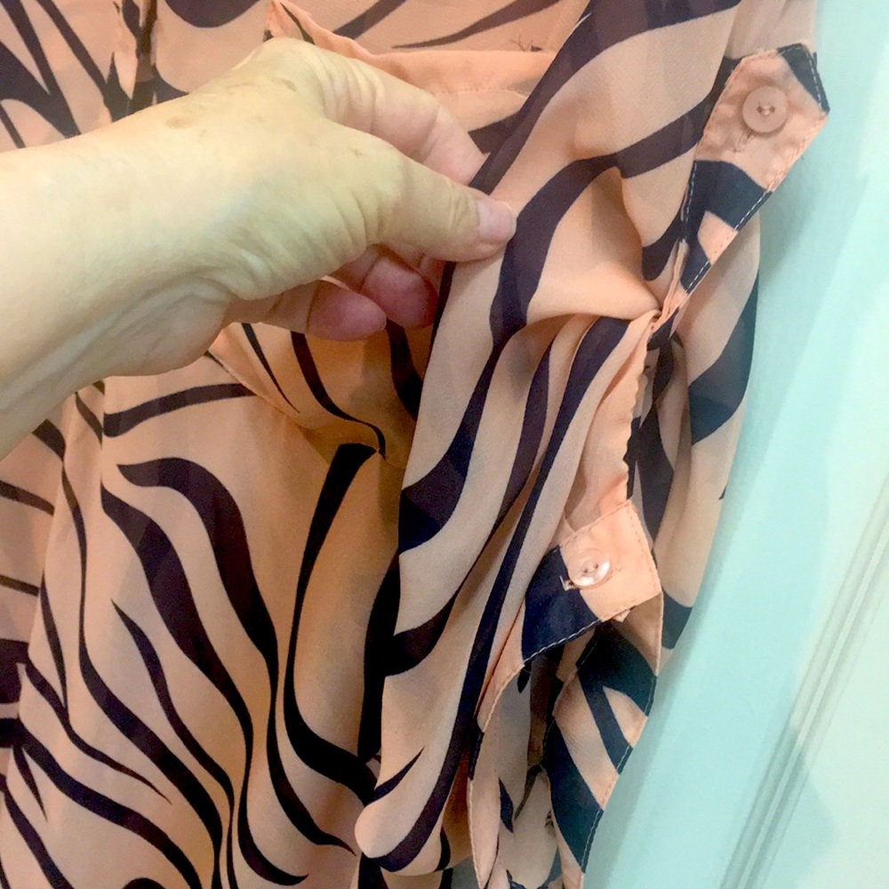 Semi-Sheer Chiffon Top, Peach & Black Zebra Print Roll Sleeves - Picture 6 of 9